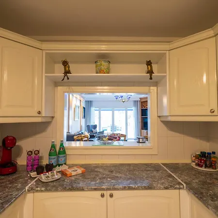Holiday Sea Views Puerto Banus Apartment