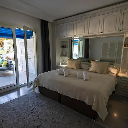 Holiday Sea Views Puerto Banus Marbella